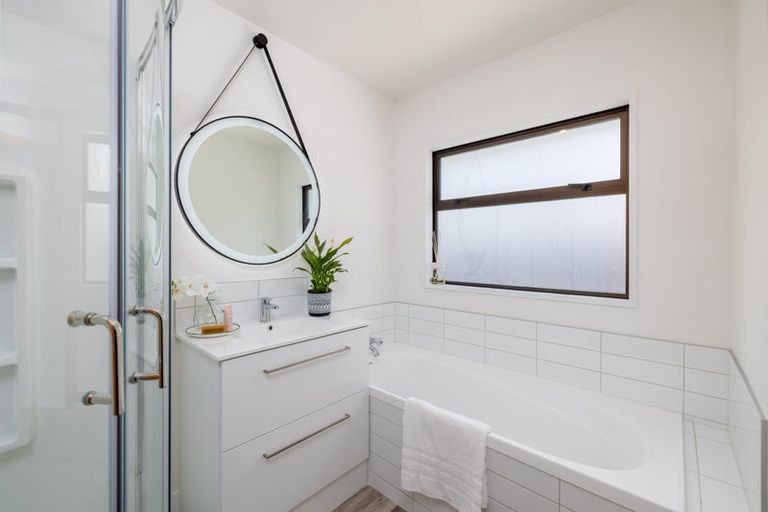 Photo of property in 21 Celia Street, Redcliffs, Christchurch, 8081