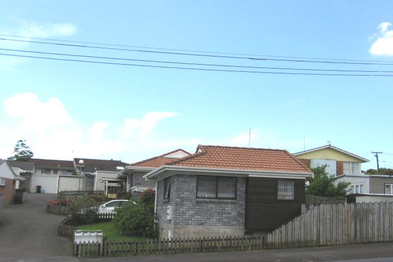 Photo of property in 35-41 Rosebank Road, Avondale, Auckland, 1026