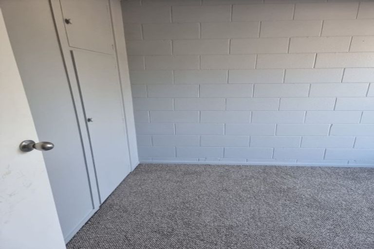 Photo of property in 4/324 Ferry Road, Waltham, Christchurch, 8011