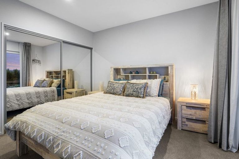 Photo of property in 54 Luxembourg Crescent, Halswell, Christchurch, 8025