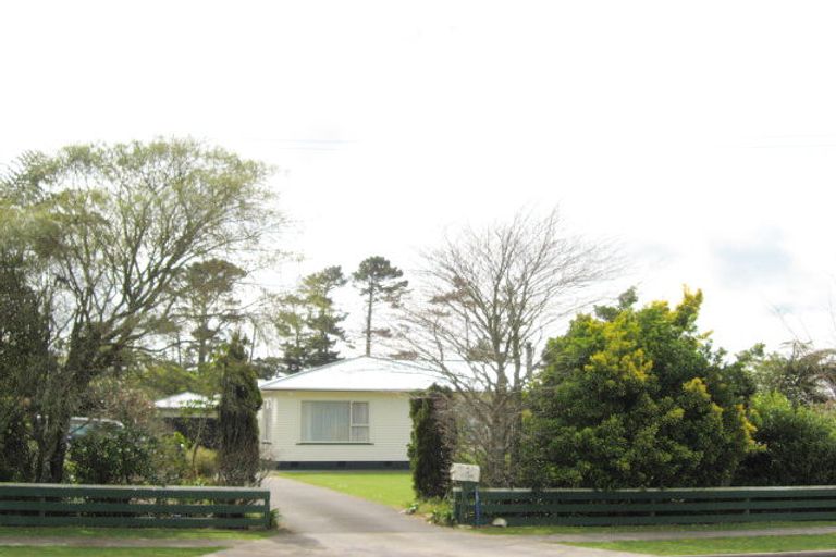 Photo of property in 114 Pembroke Road, Pembroke, Stratford, 4332