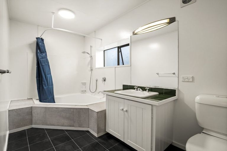 Photo of property in 81 Manor Place, Dunedin Central, Dunedin, 9016