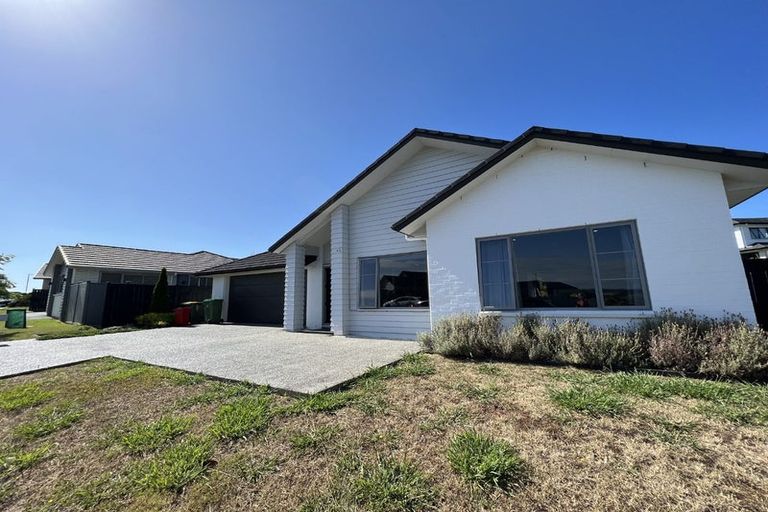 Photo of property in 37 Outlook Terrace, Silverdale, 0932