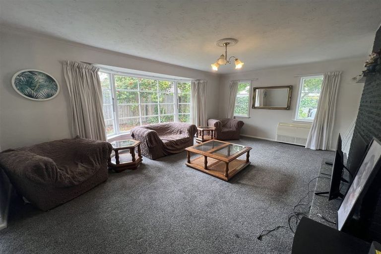 Photo of property in 15 Ashbourne Street, Burnside, Christchurch, 8053