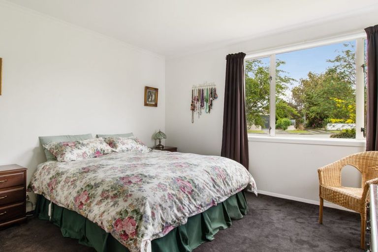 Photo of property in 11 Paul Street, Waimate, 7924