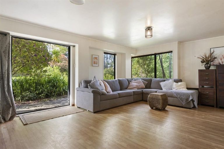 Photo of property in 44 Wintour Road, Waimauku, 0812