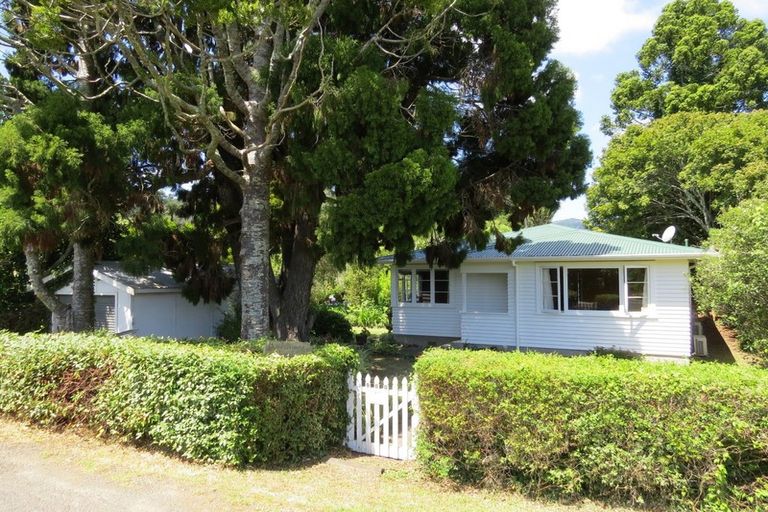 Photo of property in 900 Hauraki Road, Coromandel, 3506