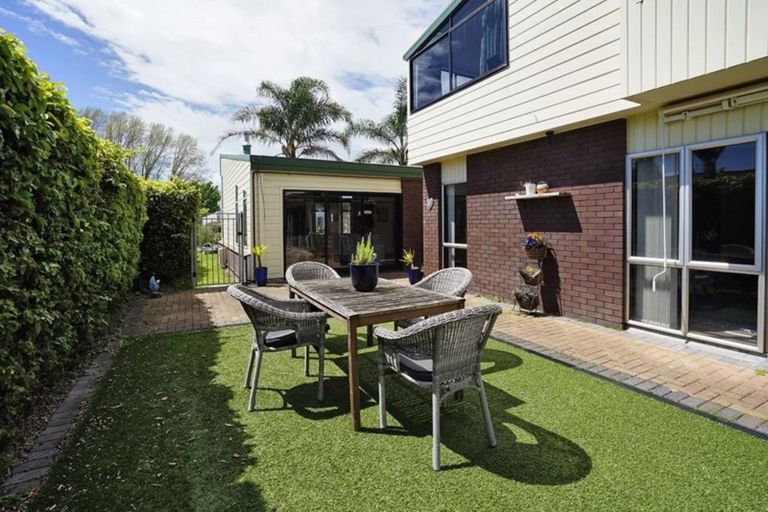 Photo of property in 45 Hooker Avenue, Chedworth, Hamilton, 3210