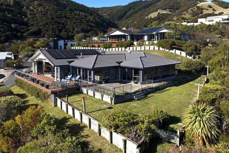 Photo of property in 18 Springlea Heights, Atawhai, Nelson, 7010