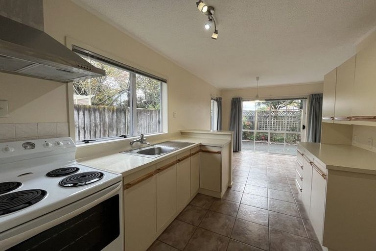 Photo of property in 1/169 Whites Line East, Waiwhetu, Lower Hutt, 5010