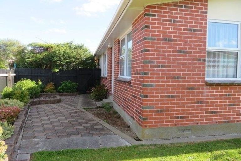 Photo of property in 2/109 Clouston Park Road, Clouston Park, Upper Hutt, 5018