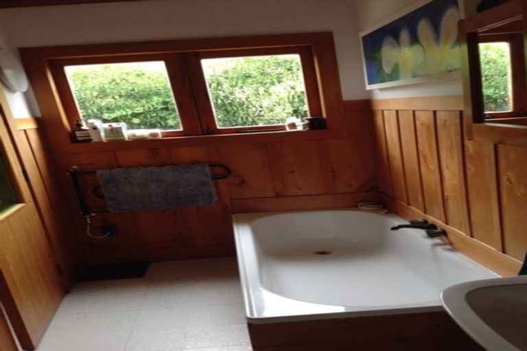 Photo of property in 1/66 Nile Road, Milford, Auckland, 0620