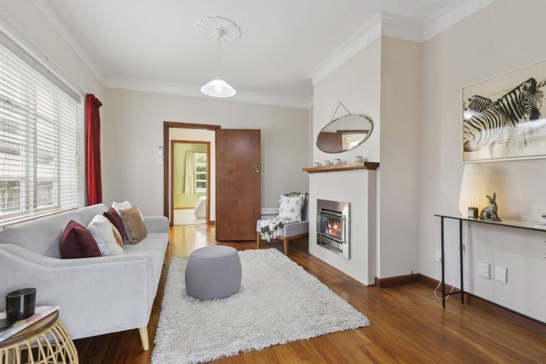 Photo of property in 16 Athens Street, Miramar, Wellington, 6022