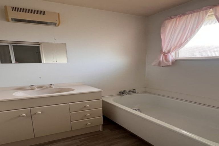 Photo of property in 39 Moore Street, Rolleston, 7614