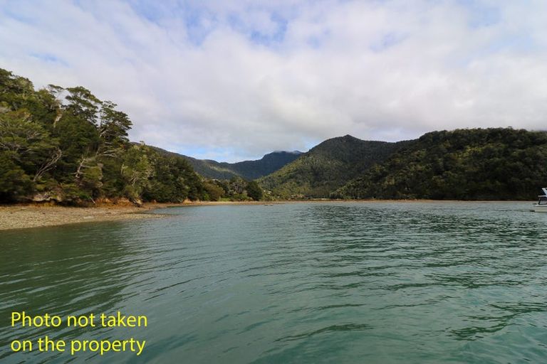Photo of property in 11 Nikau Street, Duncan Bay, Tennyson Inlet, 7195