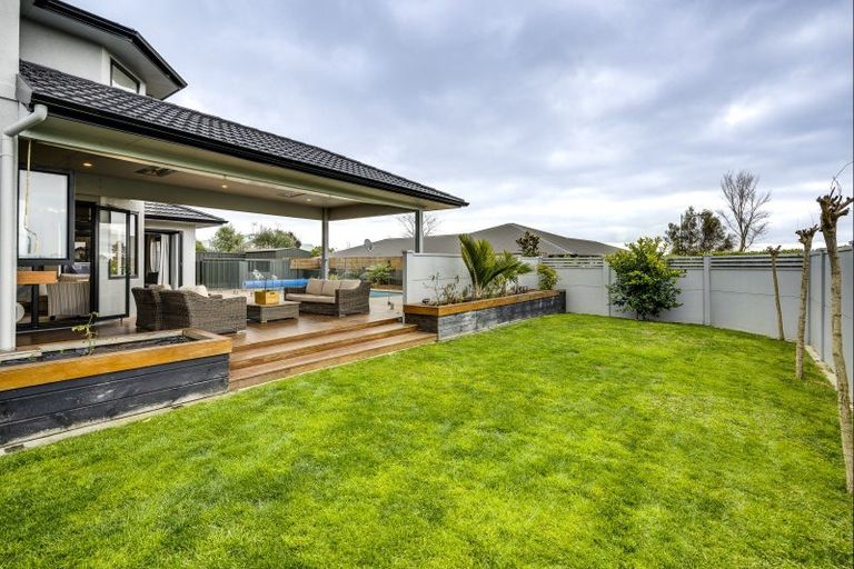 Photo of property in 2 The Croft, Havelock North, 4130