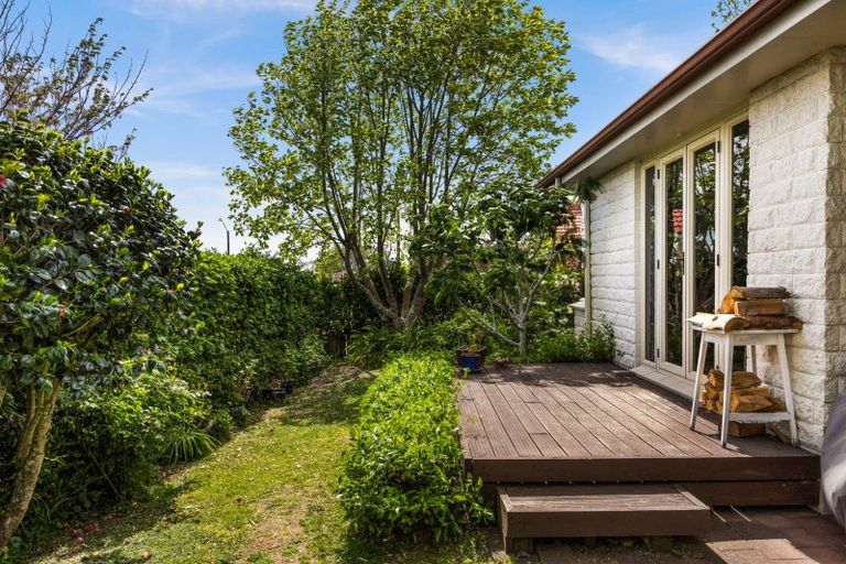 Photo of property in 8a Mchardy Street, Havelock North, 4130