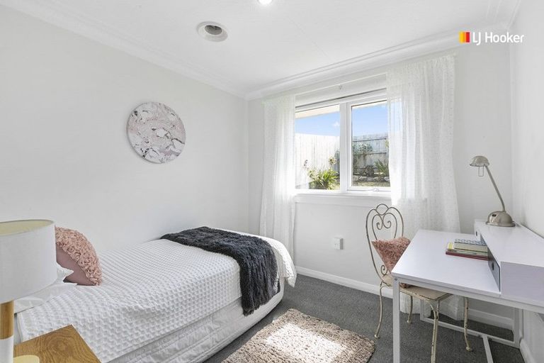 Photo of property in 7 Glendevon Place, Vauxhall, Dunedin, 9013