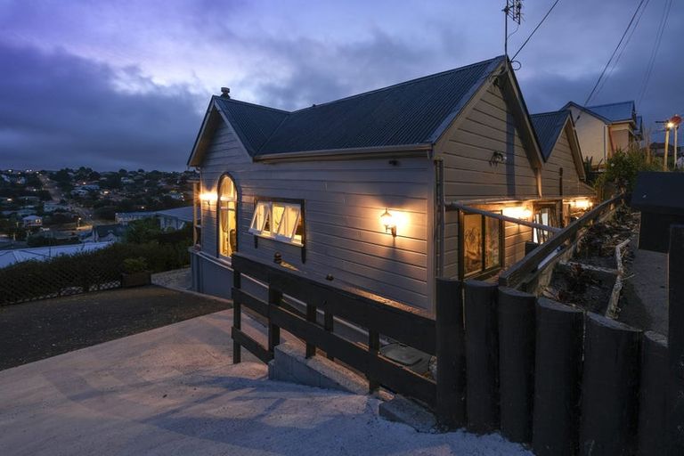Photo of property in 11 Henderson Street, Mornington, Dunedin, 9011