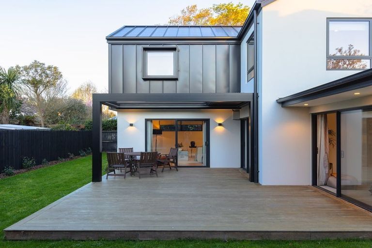 Photo of property in 4/146 Straven Road, Fendalton, Christchurch, 8014