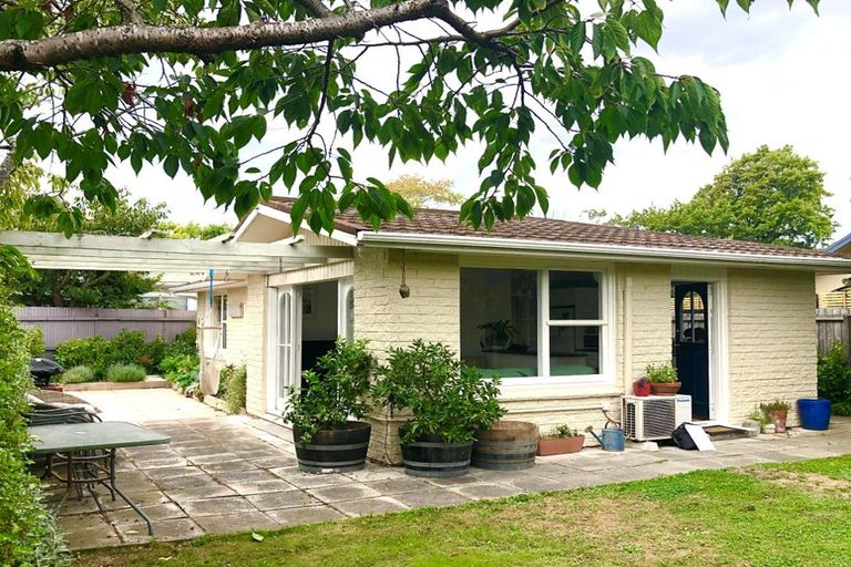 Photo of property in 93a Saint James Avenue, Papanui, Christchurch, 8053