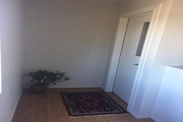 Photo of property in 57 Hayr Road, Three Kings, Auckland, 1042