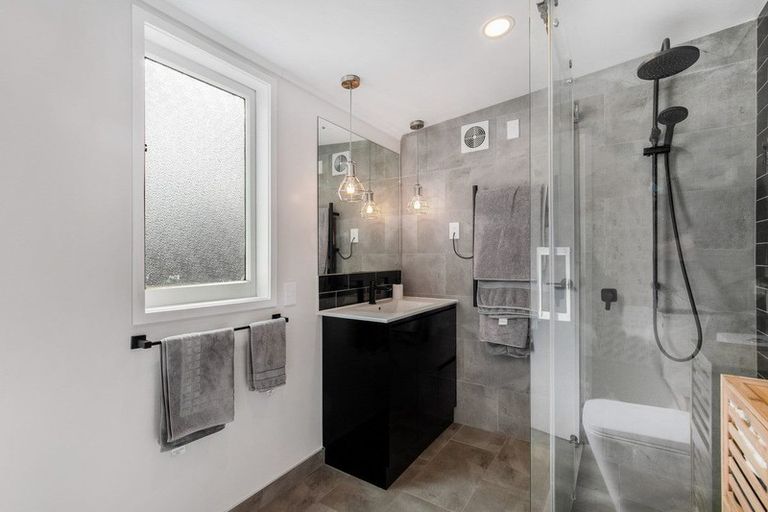 Photo of property in 1/34 Cambridge Terrace, Papatoetoe, Auckland, 2025