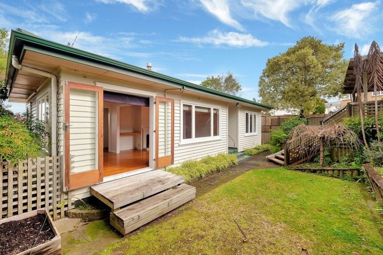 Photo of property in 15a Bell Street, Judea, Tauranga, 3110