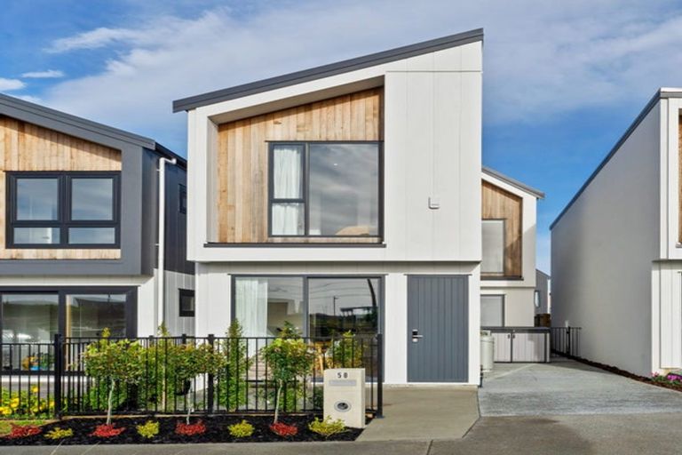 Photo of property in 58 Tahetoka Street, Westgate, Auckland, 0814