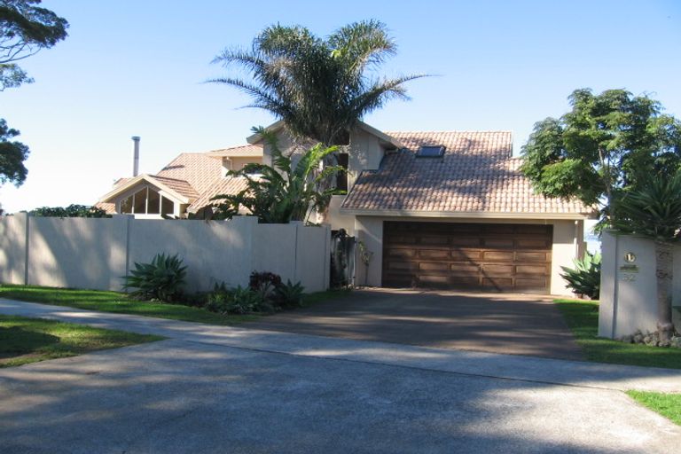 Photo of property in 32 Wiseley Road, Hobsonville, Auckland, 0618