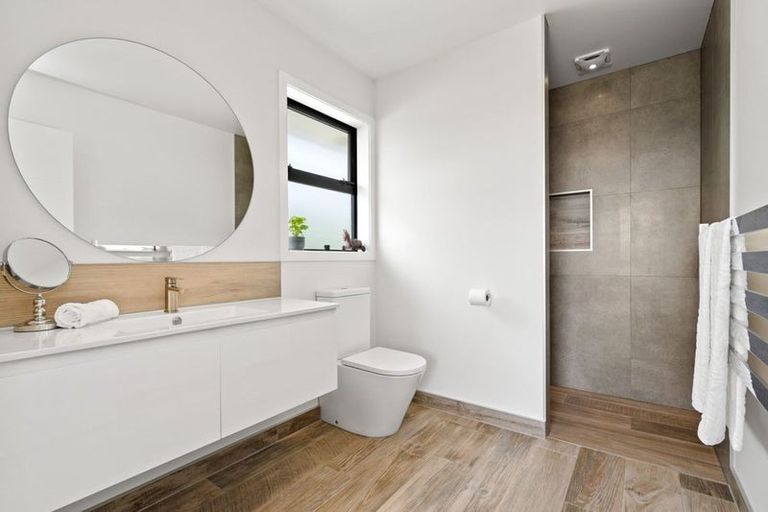 Photo of property in 25 Apotu Park Lane, Kauri, Kamo, 0185