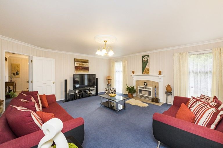 Photo of property in 10 Branigan Parade, Kelvin Grove, Palmerston North, 4414