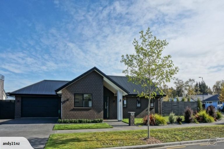 Photo of property in 10 Kohunga Crescent, Bottle Lake, Christchurch, 8083