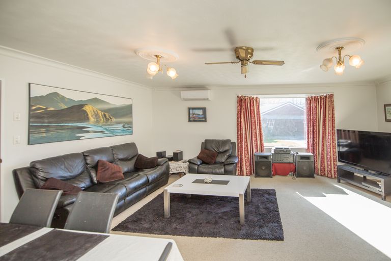 Photo of property in 2 Vickery Street, Kaiapoi, 7630