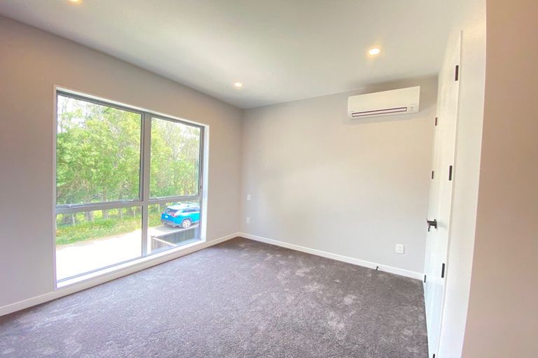 Photo of property in 11 Yellow Pear Lane, Karaka, 2578