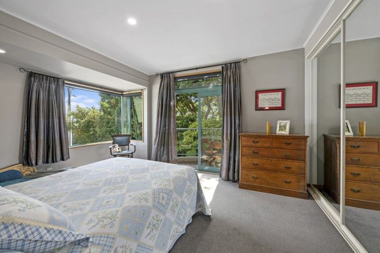 Photo of property in 52 Waitohu Road, York Bay, Lower Hutt, 5013