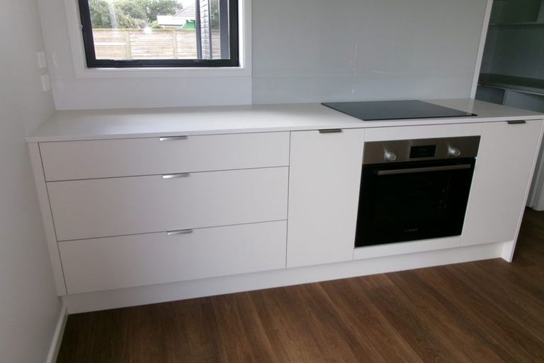 Photo of property in 93a Sandspit Road, Waiuku, 2123