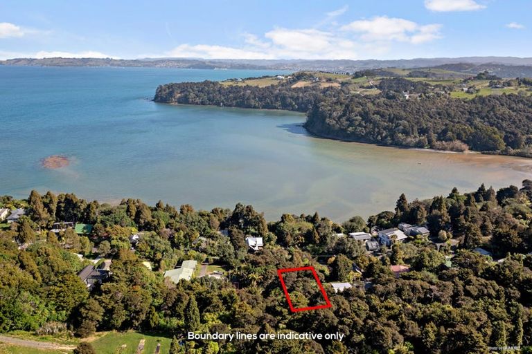 Photo of property in 35 Clinton Road, Tawharanui Peninsula, Matakana, 0986