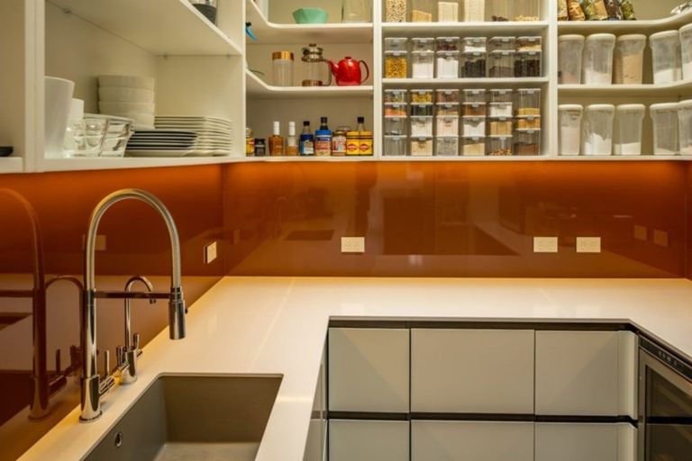 Photo of property in 15 Nikau Street, Eastbourne, Lower Hutt, 5013