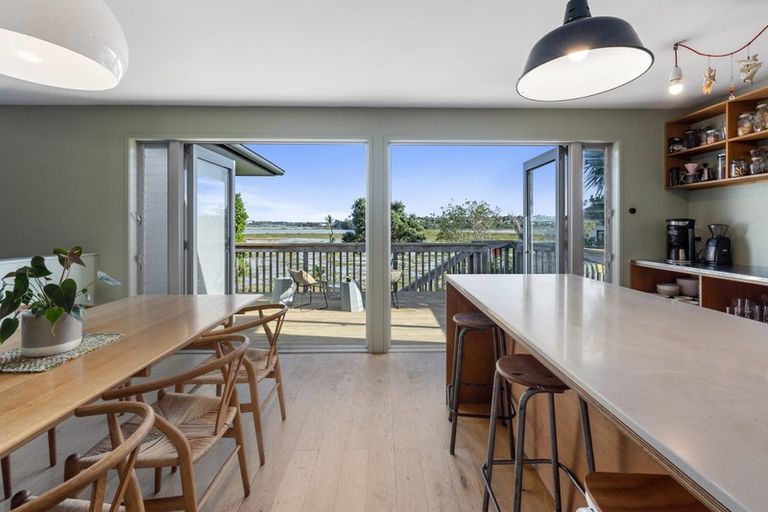 Photo of property in 99 Beresford Street, Bayswater, Auckland, 0622