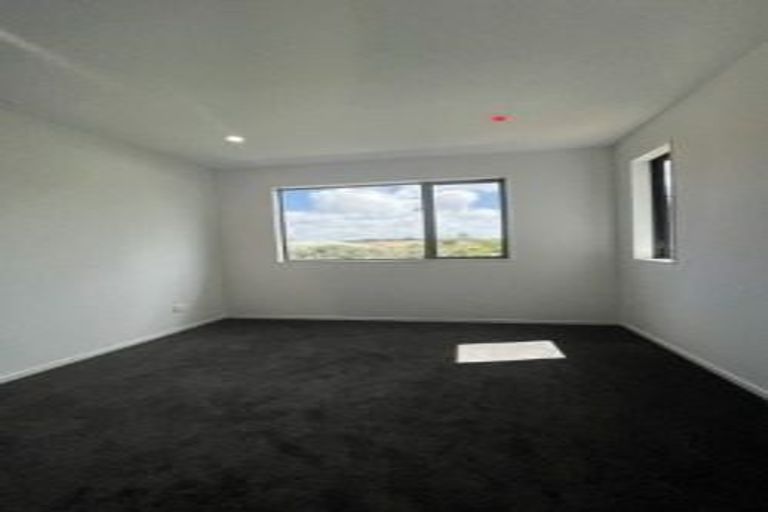 Photo of property in 28d Greenmeadows Avenue, Manurewa East, Auckland, 2102