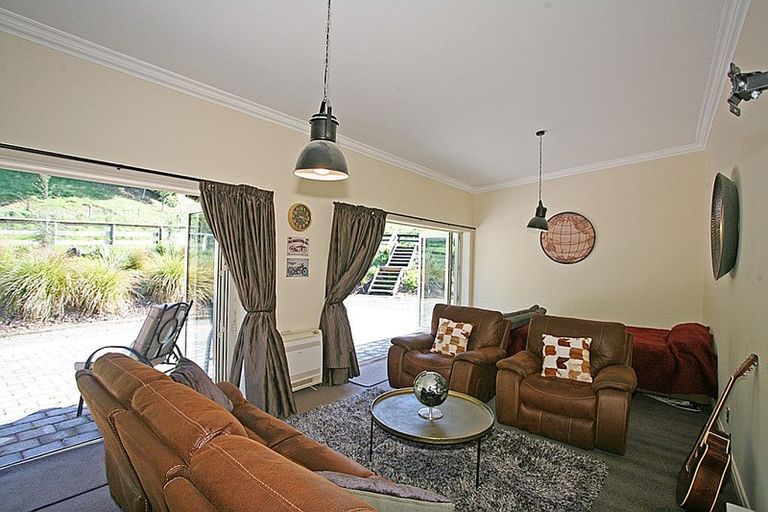 Photo of property in 53 Western Valley Road, Little River, 7591