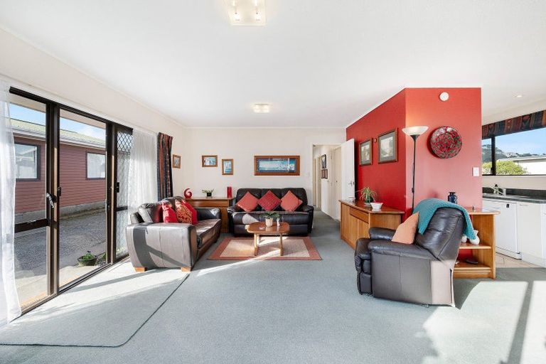 Photo of property in 5/19 Trafalgar Street, Johnsonville, Wellington, 6037