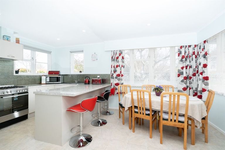 Photo of property in 3 Armitage Place, Fairfield, Hamilton, 3214