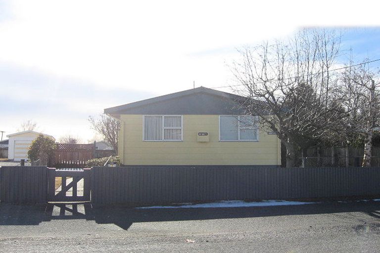Photo of property in 23 Hopkins Road, Twizel, 7901