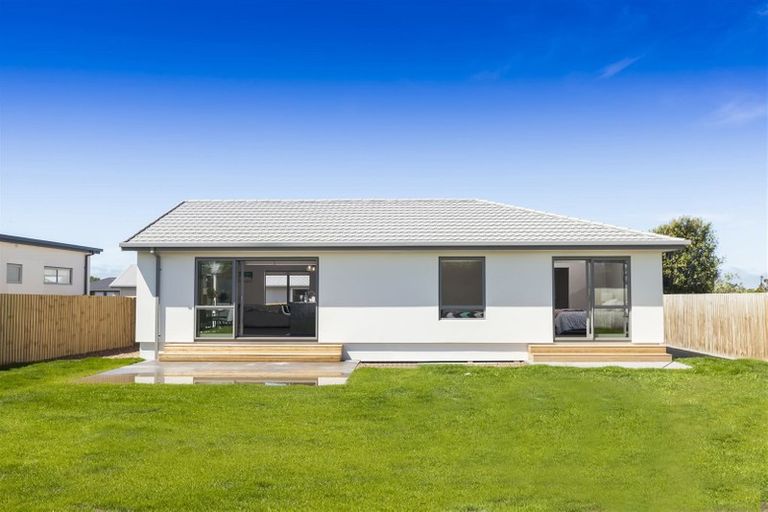 Photo of property in 11 Kingsbridge West, Burwood, Christchurch, 8083