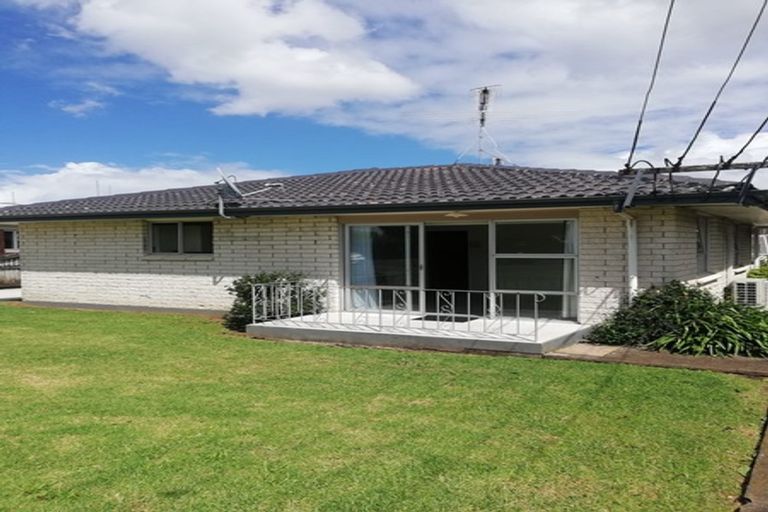 Photo of property in 1/12 Stanhope Road, Mount Wellington, Auckland, 1051