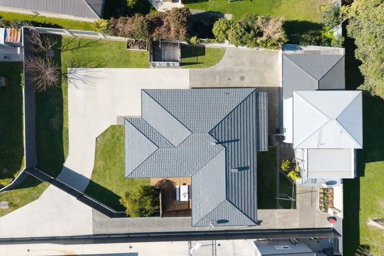 Photo of property in 49 Meeanee Road, Taradale, Napier, 4112
