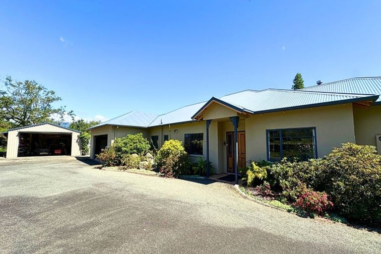 Photo of property in 92 Packard Road, Motupipi, Takaka, 7183