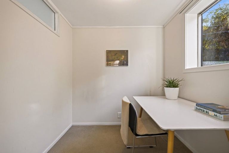 Photo of property in 16 Williams Street, Sunshine Bay, Queenstown, 9300